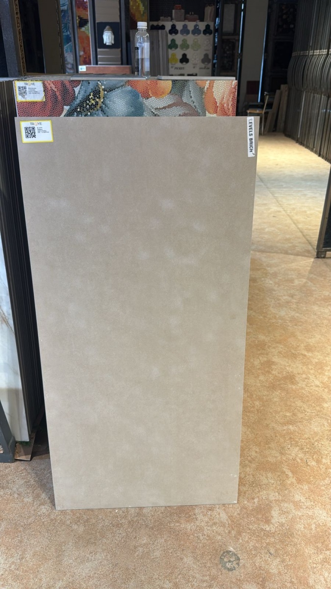 TRV402 - INDVT - LEVELS BRICH PLAIN [DIGIMATT] (1200 X 600) [OO]